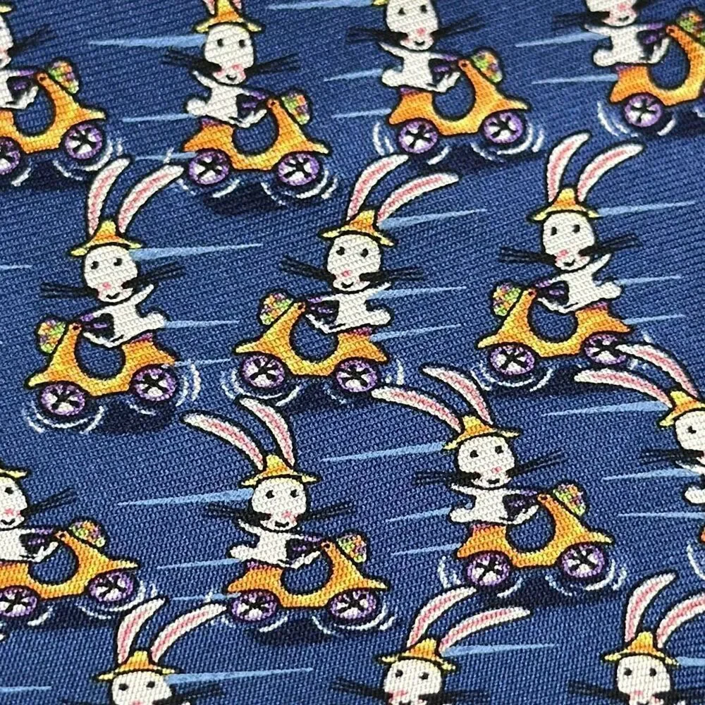 Hallmark Holiday Traditions Bunny Rabbit Silk Tie‎ Necktie Riding Scooters MMG